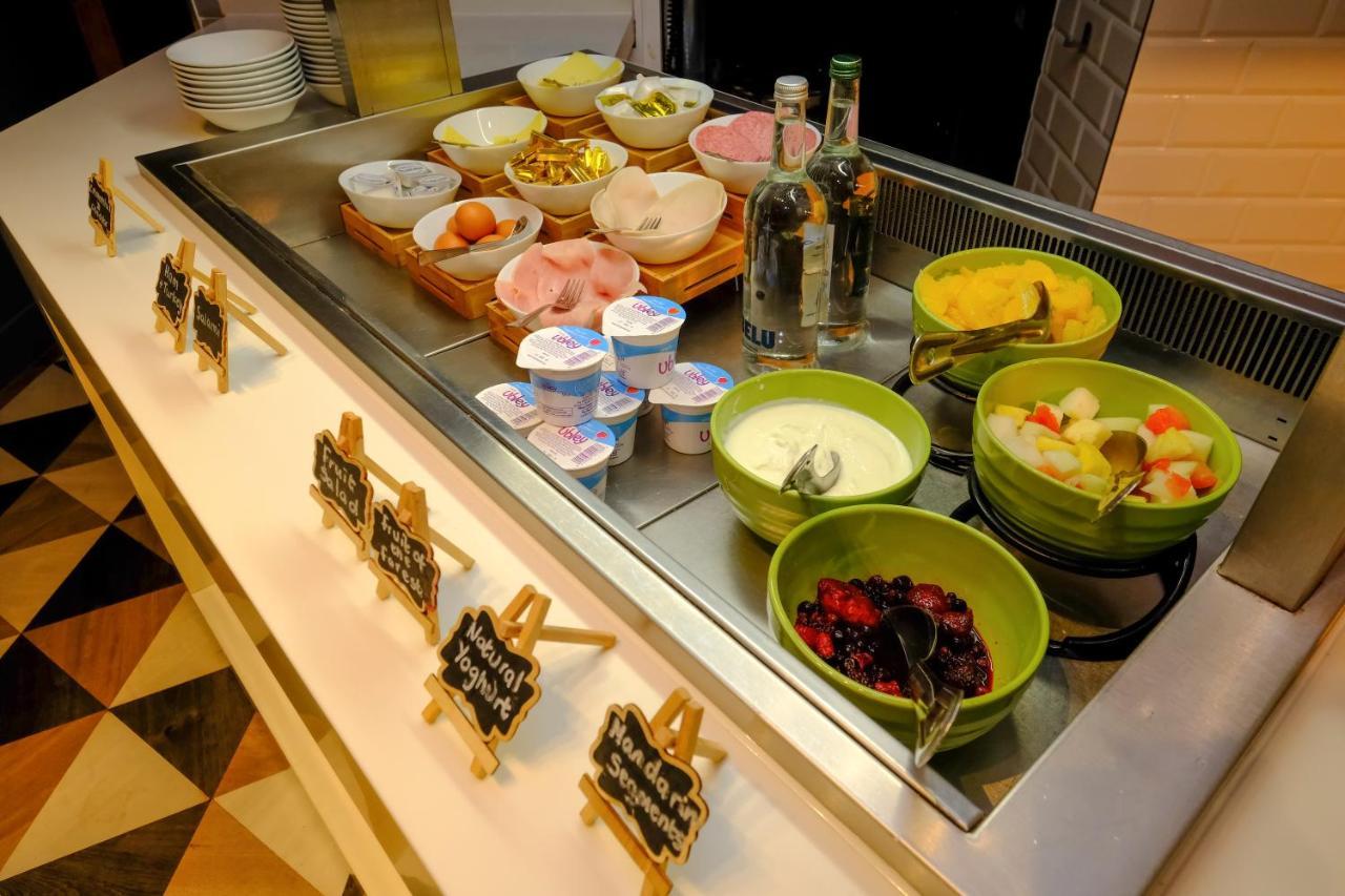 Holiday Inn Warrington By Ihg Екстериор снимка