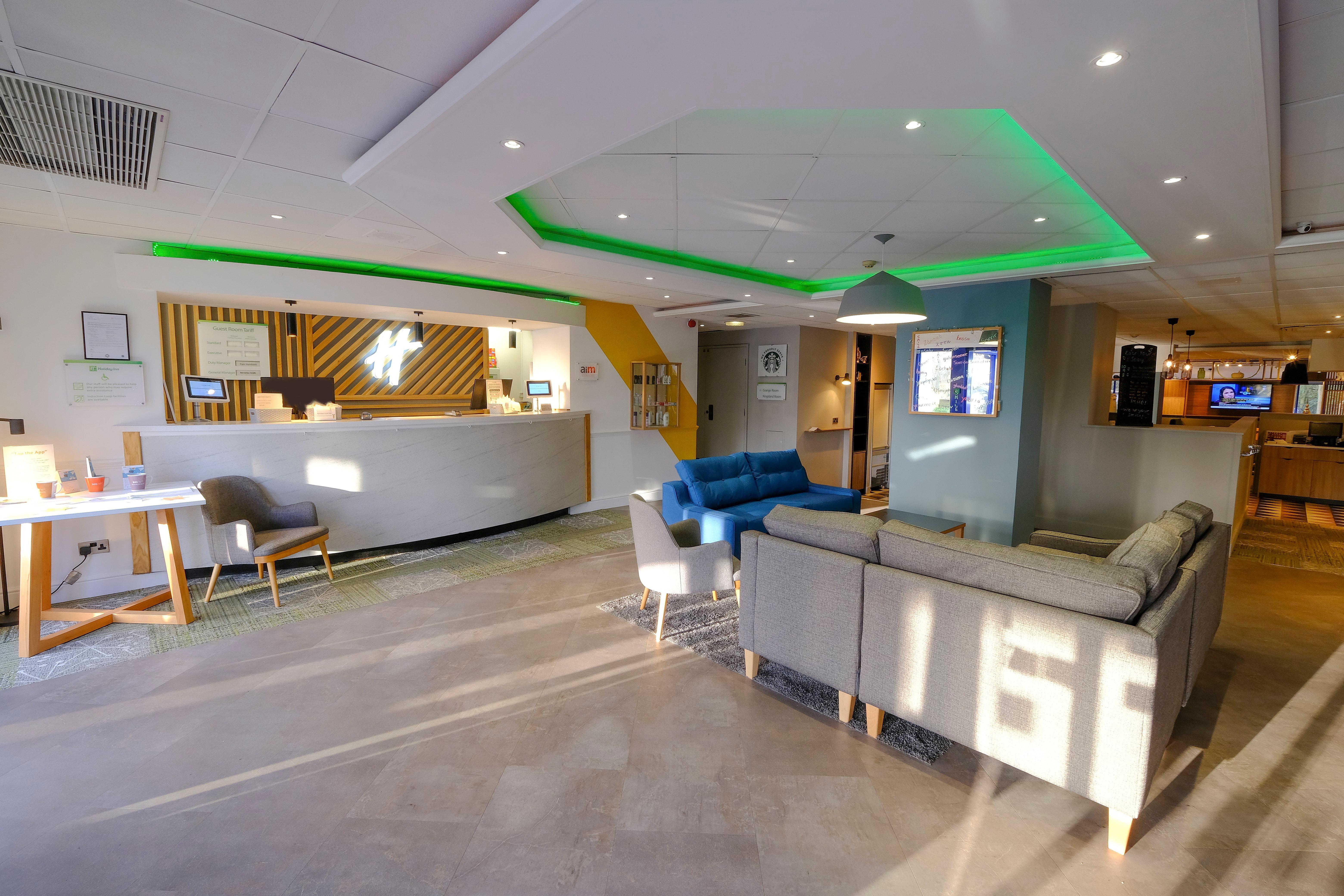 Holiday Inn Warrington By Ihg Екстериор снимка
