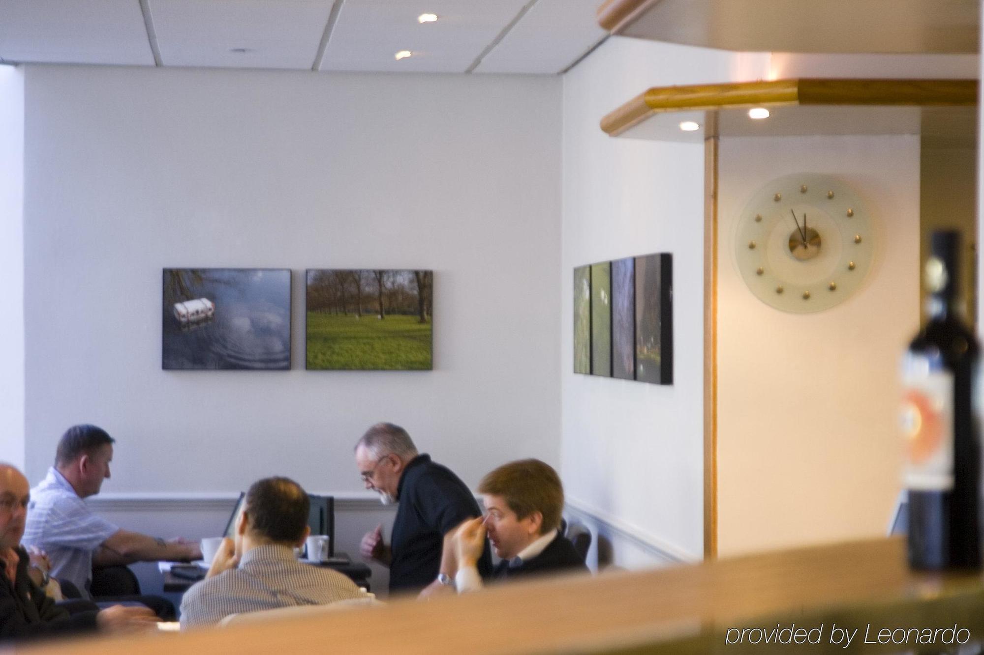 Holiday Inn Warrington By Ihg Екстериор снимка