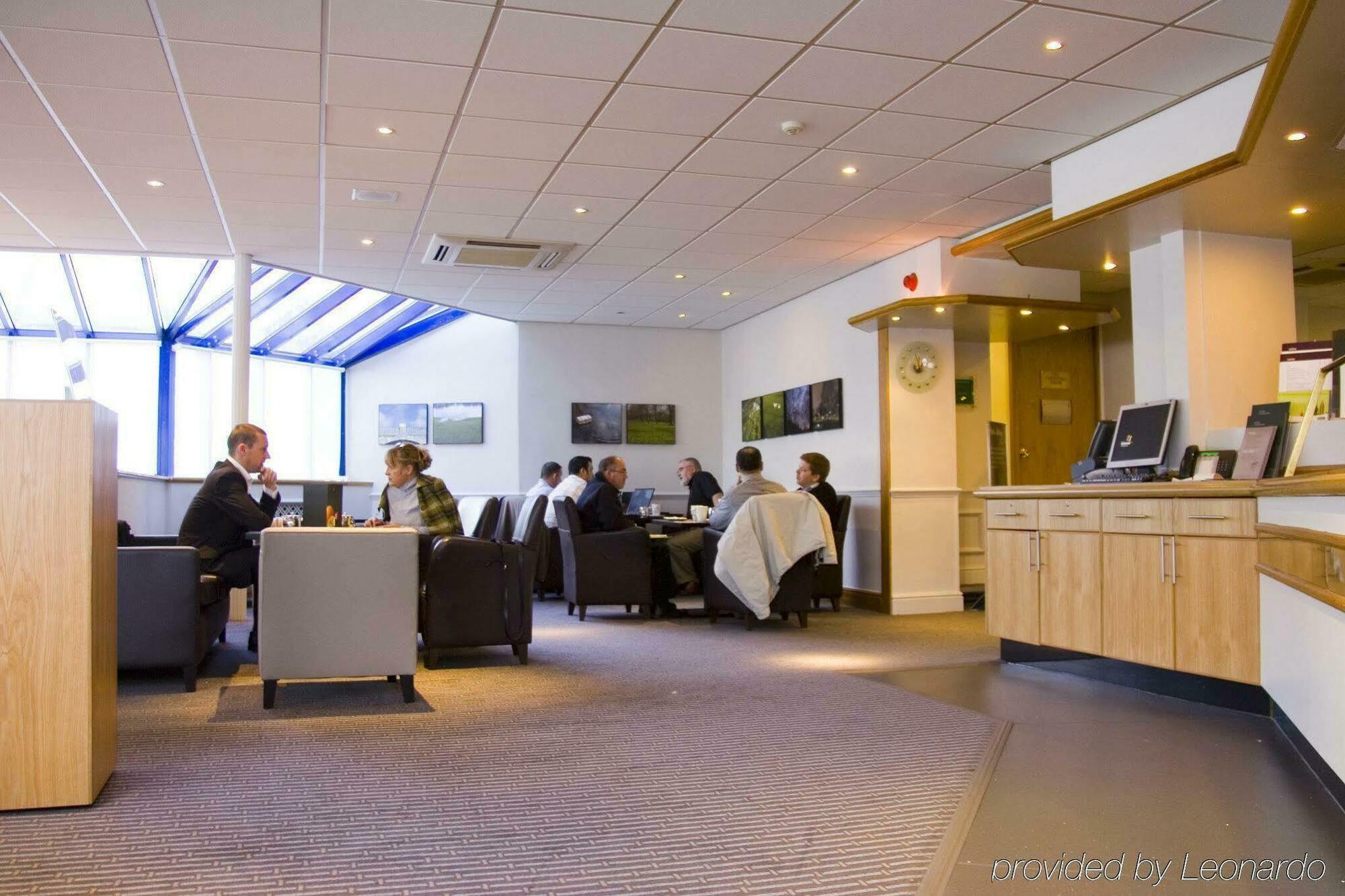 Holiday Inn Warrington By Ihg Екстериор снимка